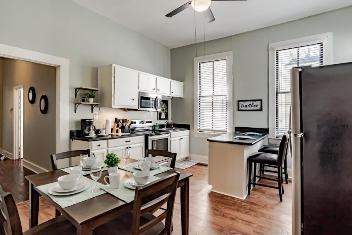 Mins From Downtown & Dining, Dauphin Darling 2 Apartment โมบิล ภายนอก รูปภาพ
