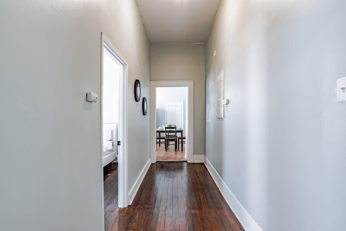 Mins From Downtown & Dining, Dauphin Darling 2 Apartment โมบิล ภายนอก รูปภาพ
