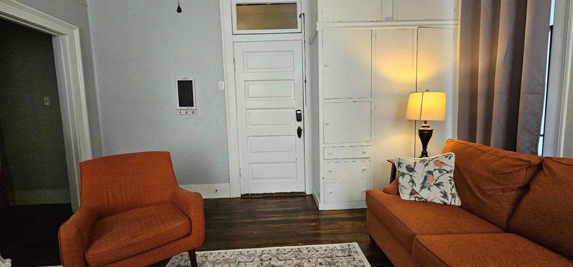 Mins From Downtown & Dining, Dauphin Darling 2 Apartment โมบิล ภายนอก รูปภาพ