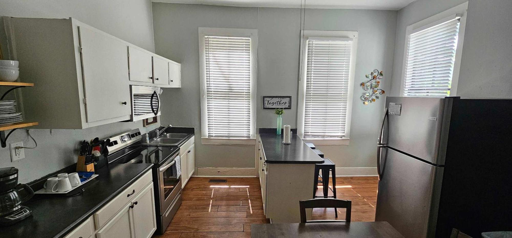 Mins From Downtown & Dining, Dauphin Darling 2 Apartment โมบิล ภายนอก รูปภาพ